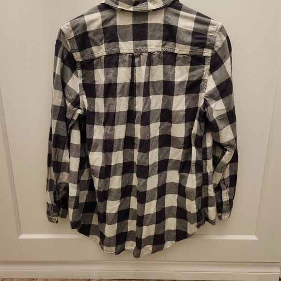 Eddie Bauer - White and Black Plaid - Picture 2 of 3